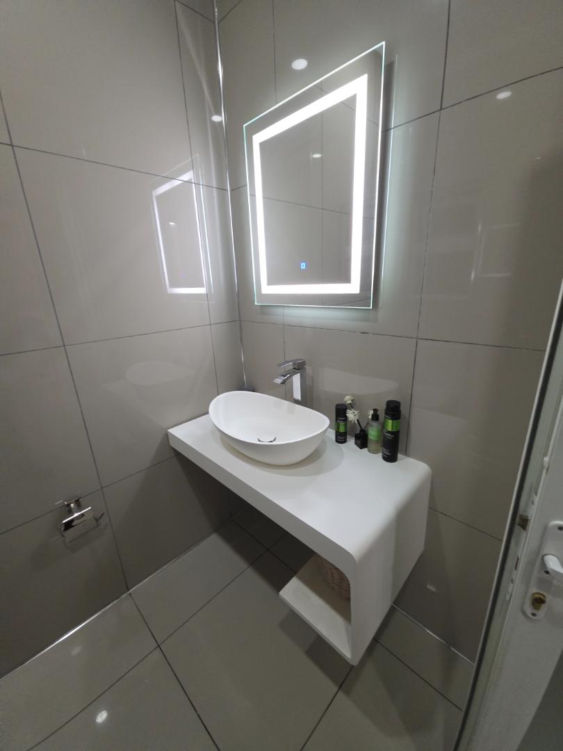 To Let 2 Bedroom Property for Rent in Morningside Manor Gauteng