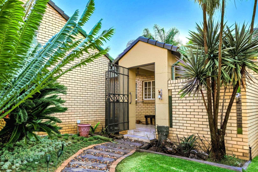 3 Bedroom Property for Sale in Moreleta Park Gauteng