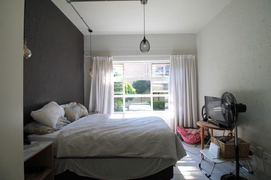 1 Bedroom Property for Sale in Lonehill Gauteng