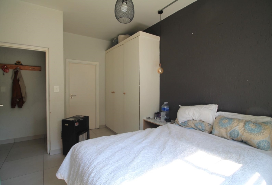 1 Bedroom Property for Sale in Lonehill Gauteng