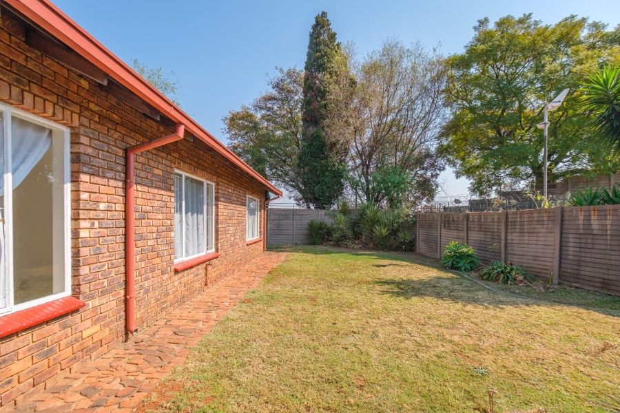 3 Bedroom Property for Sale in Pierre Van Ryneveld Gauteng