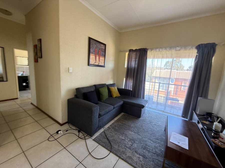 To Let 2 Bedroom Property for Rent in Honeydew Gauteng