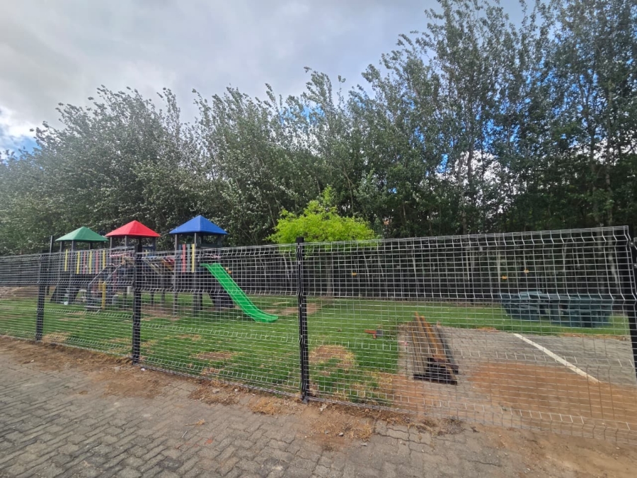 To Let 2 Bedroom Property for Rent in Honeydew Gauteng