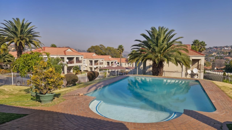 2 Bedroom Property for Sale in Oakdene Gauteng