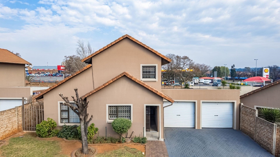 3 Bedroom Property for Sale in Benoni Central Gauteng