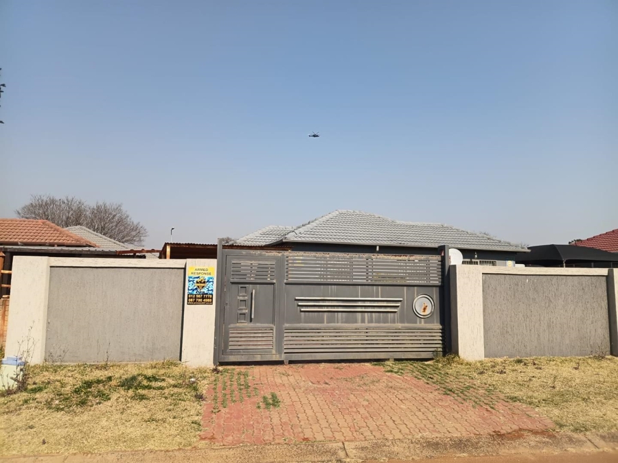 3 Bedroom Property for Sale in The Orchards Gauteng