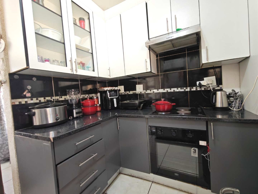 8 Bedroom Property for Sale in Cosmo City Gauteng