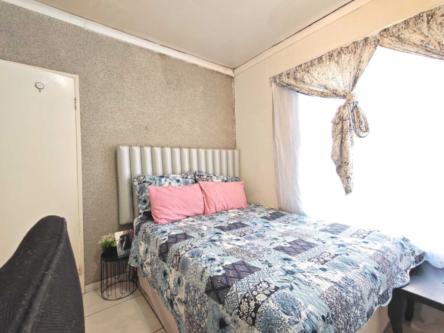 8 Bedroom Property for Sale in Cosmo City Gauteng