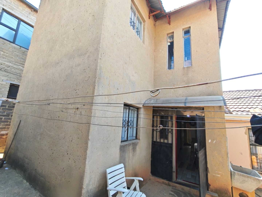 8 Bedroom Property for Sale in Cosmo City Gauteng