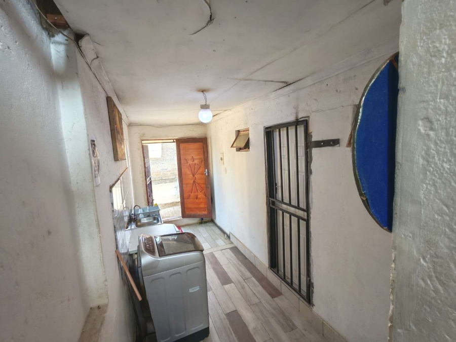 8 Bedroom Property for Sale in Cosmo City Gauteng