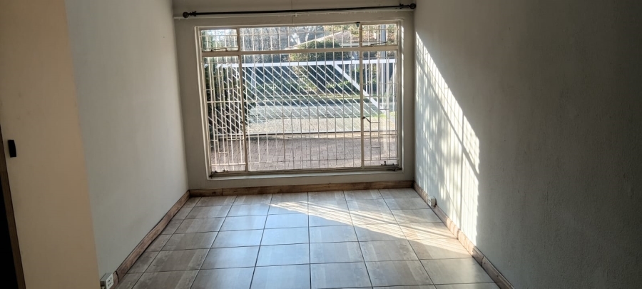 To Let 2 Bedroom Property for Rent in Risiville Gauteng