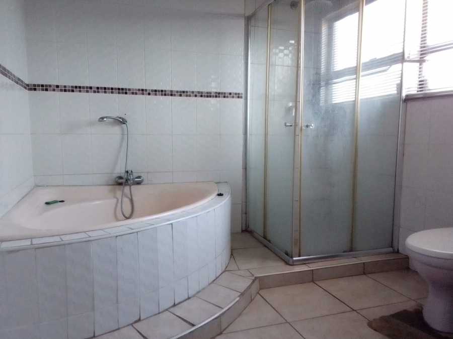 3 Bedroom Property for Sale in Vosloorus Gauteng