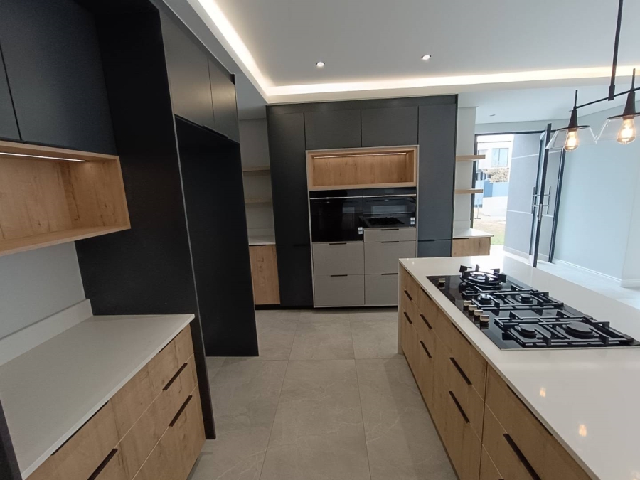4 Bedroom Property for Sale in Midstream Estate Gauteng
