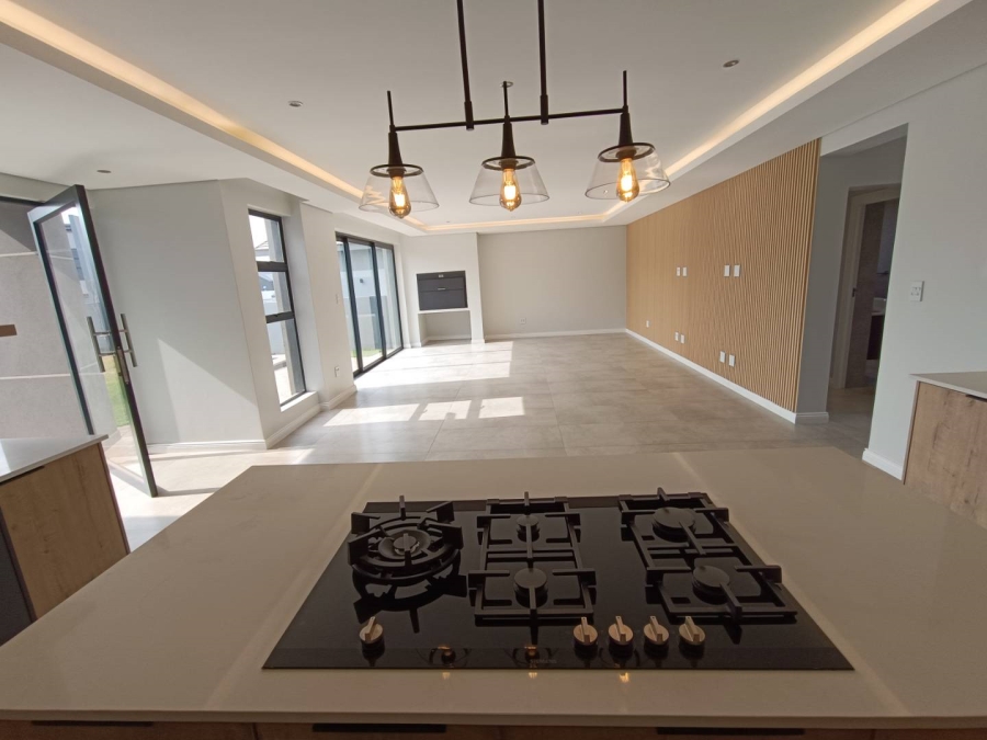 4 Bedroom Property for Sale in Midstream Estate Gauteng