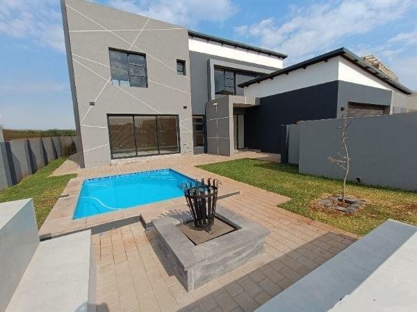 4 Bedroom Property for Sale in Midstream Estate Gauteng