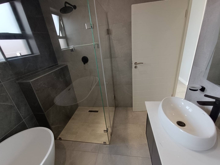 4 Bedroom Property for Sale in Midstream Estate Gauteng