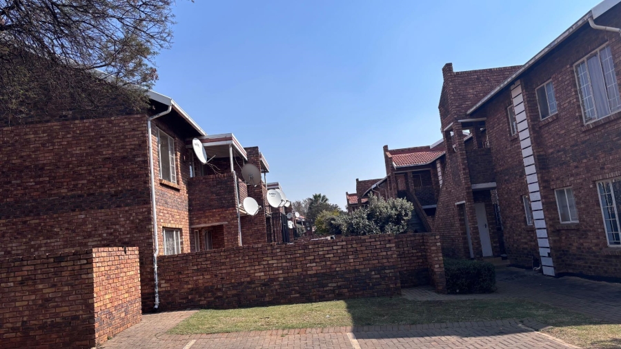 To Let 2 Bedroom Property for Rent in Clarina Gauteng