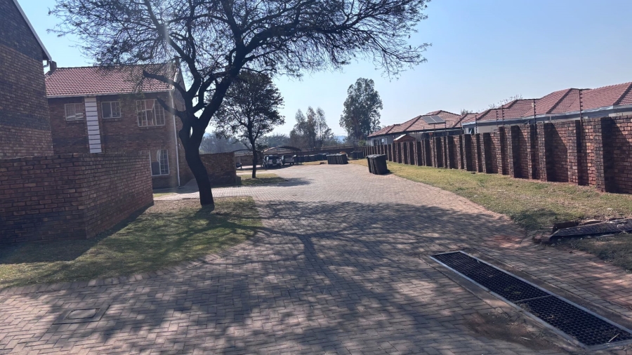 To Let 2 Bedroom Property for Rent in Clarina Gauteng