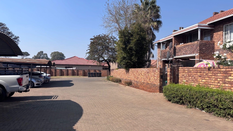 To Let 2 Bedroom Property for Rent in Clarina Gauteng