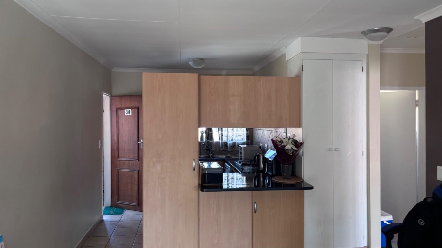 To Let 2 Bedroom Property for Rent in Clarina Gauteng