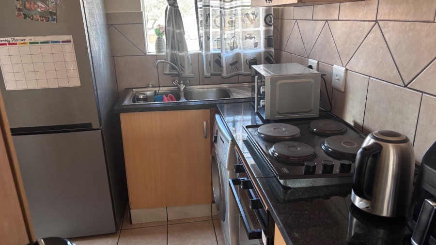 To Let 2 Bedroom Property for Rent in Clarina Gauteng