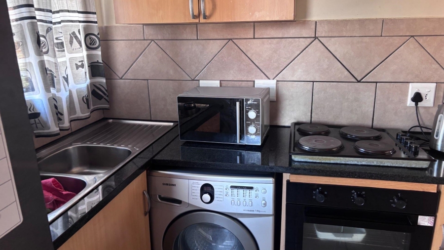 To Let 2 Bedroom Property for Rent in Clarina Gauteng