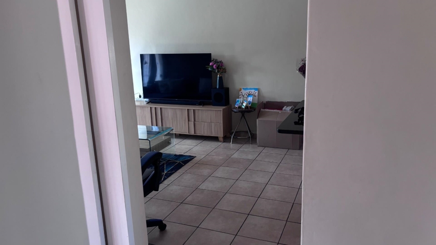 To Let 2 Bedroom Property for Rent in Clarina Gauteng
