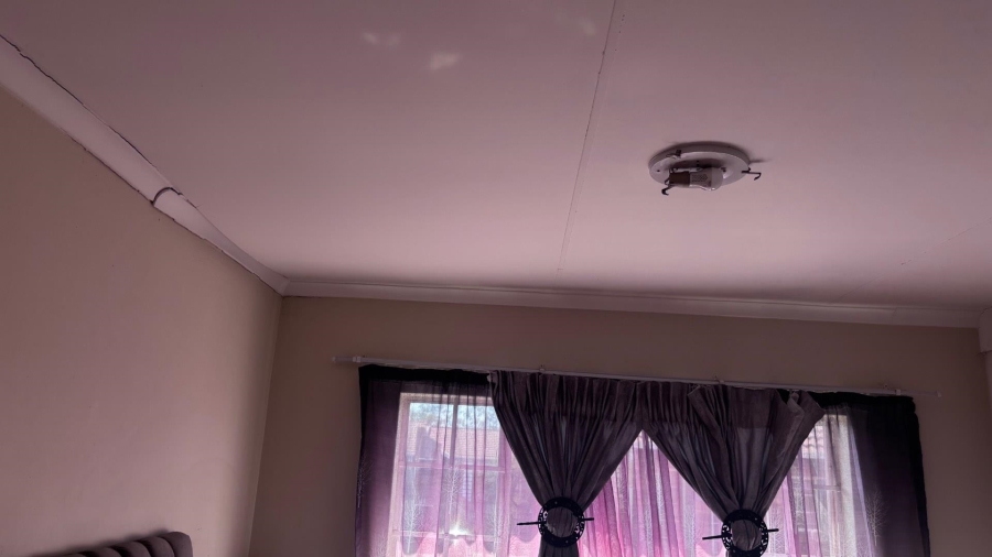 To Let 2 Bedroom Property for Rent in Clarina Gauteng