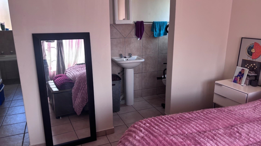 To Let 2 Bedroom Property for Rent in Clarina Gauteng