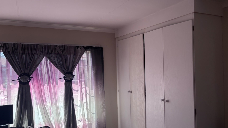 To Let 2 Bedroom Property for Rent in Clarina Gauteng