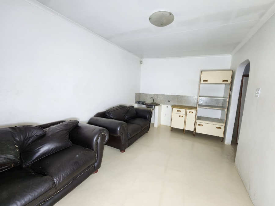 To Let 3 Bedroom Property for Rent in Riviera Gauteng