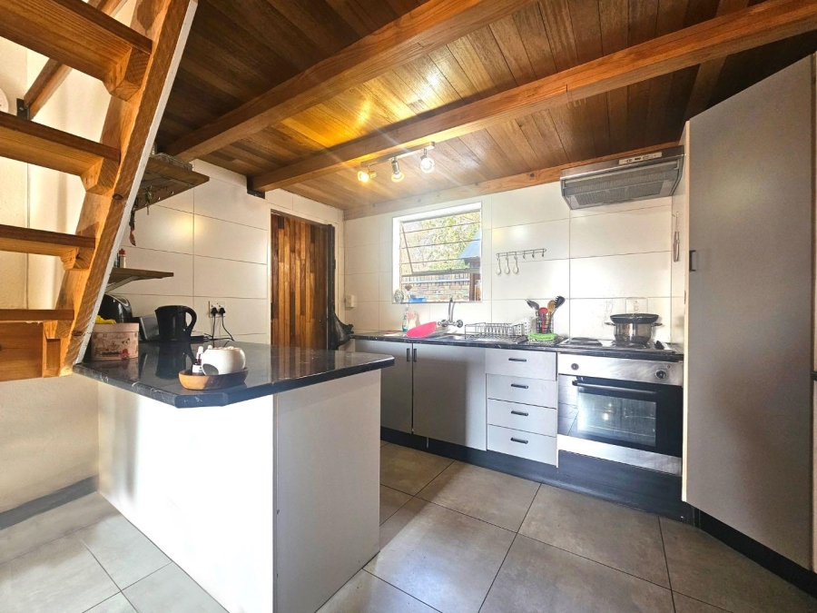 2 Bedroom Property for Sale in Radiokop Gauteng