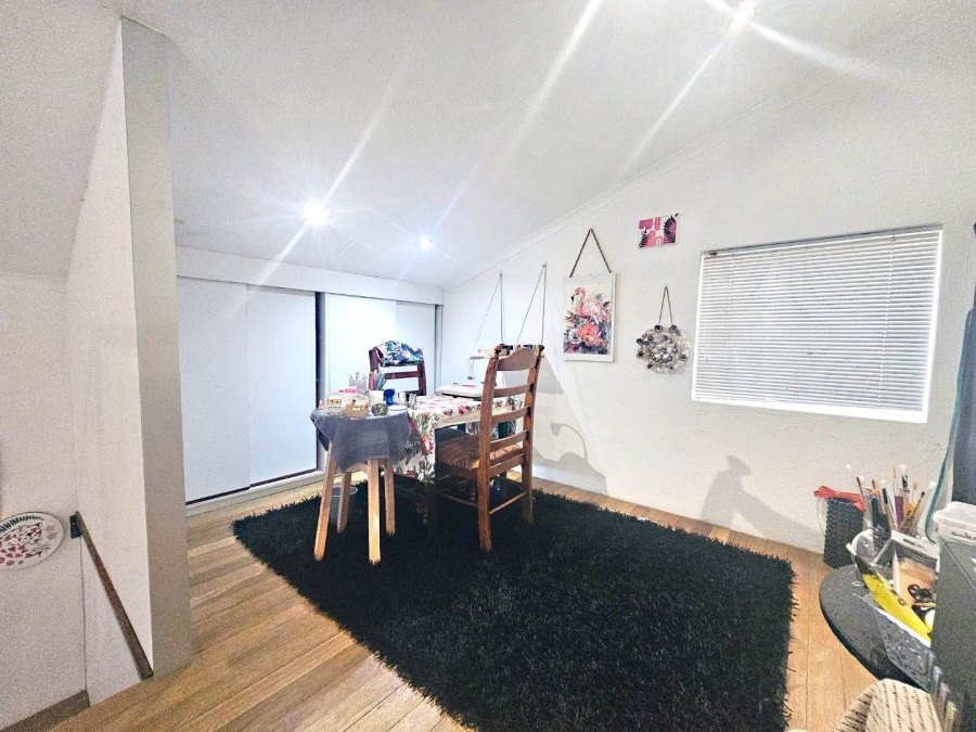2 Bedroom Property for Sale in Radiokop Gauteng