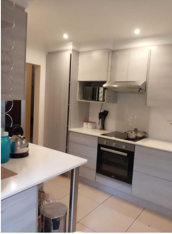 To Let 3 Bedroom Property for Rent in Lyndhurst Gauteng