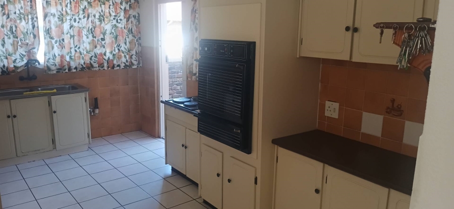 3 Bedroom Property for Sale in Birchleigh Gauteng
