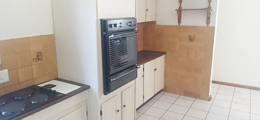 3 Bedroom Property for Sale in Birchleigh Gauteng