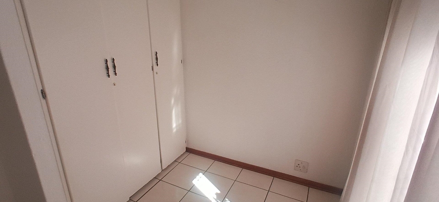 3 Bedroom Property for Sale in Birchleigh Gauteng