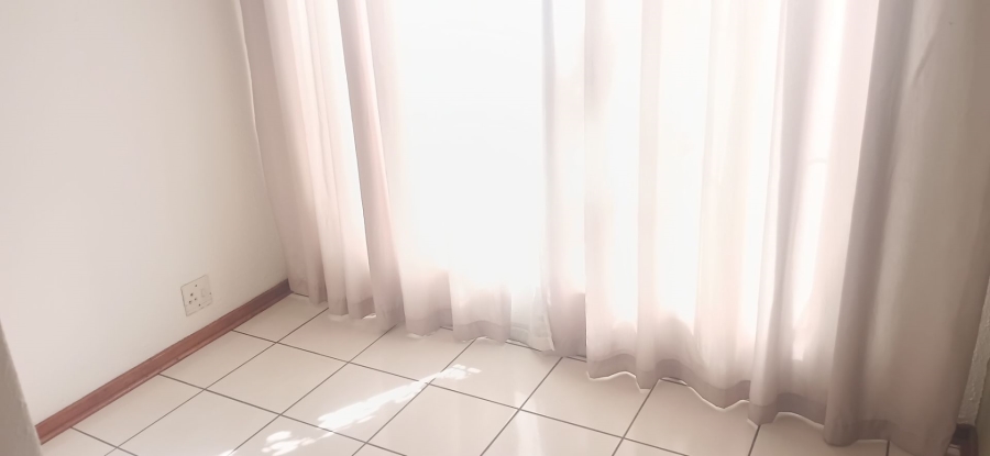 3 Bedroom Property for Sale in Birchleigh Gauteng