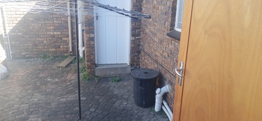 3 Bedroom Property for Sale in Birchleigh Gauteng