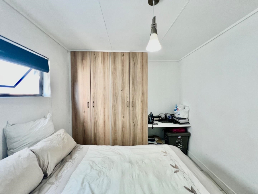1 Bedroom Property for Sale in Linbro Park Gauteng