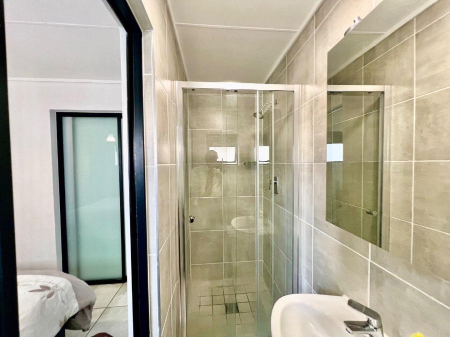 1 Bedroom Property for Sale in Linbro Park Gauteng