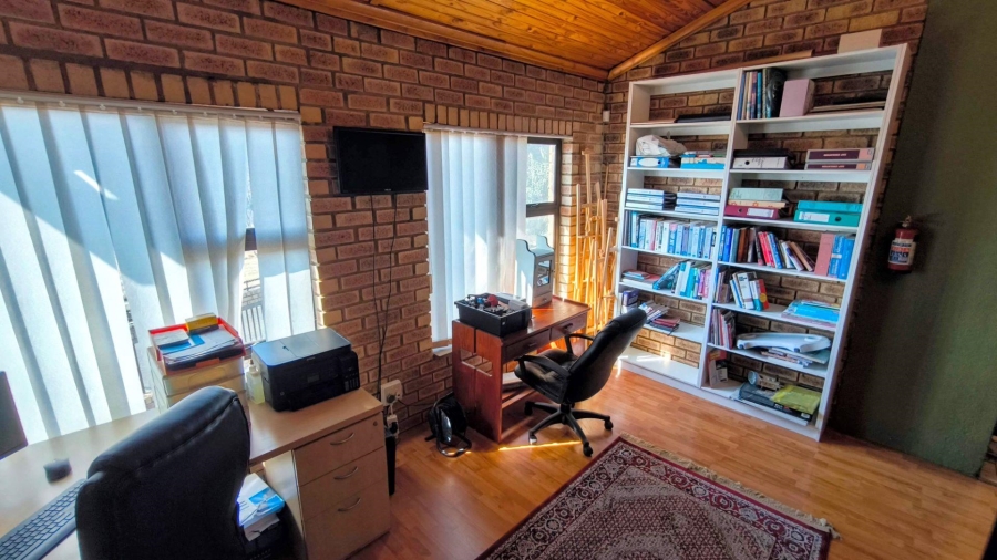 4 Bedroom Property for Sale in Randhart Gauteng