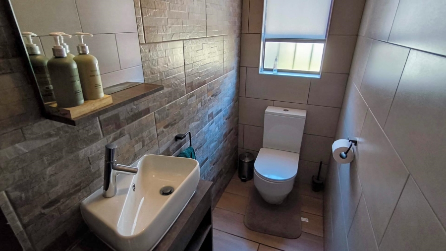 4 Bedroom Property for Sale in Randhart Gauteng