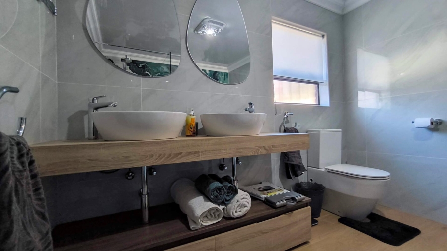 4 Bedroom Property for Sale in Randhart Gauteng