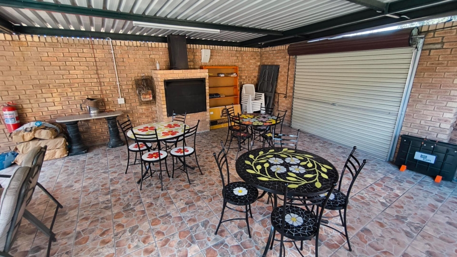 4 Bedroom Property for Sale in Randhart Gauteng