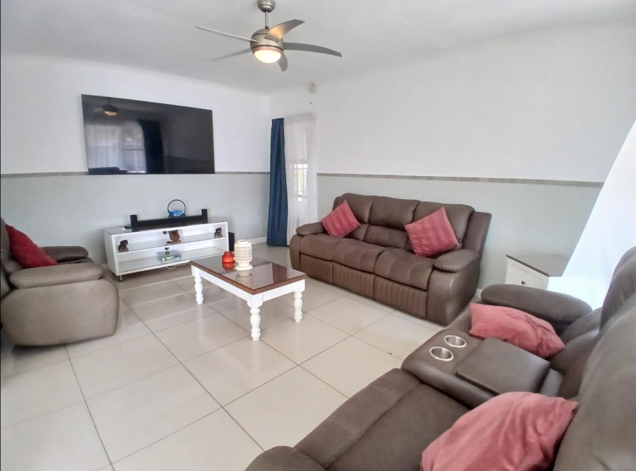 4 Bedroom Property for Sale in Verwoerdpark Gauteng