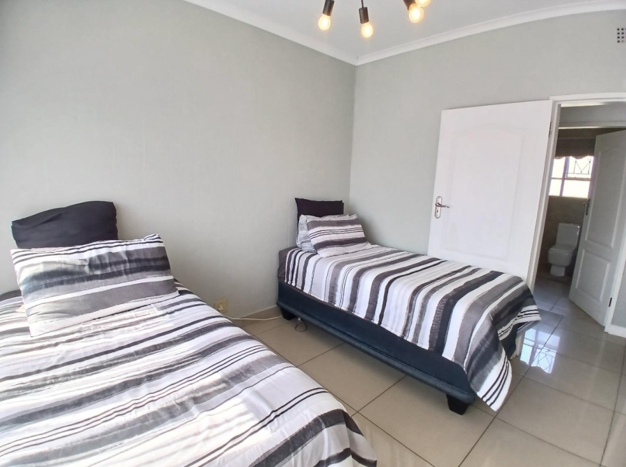 4 Bedroom Property for Sale in Verwoerdpark Gauteng