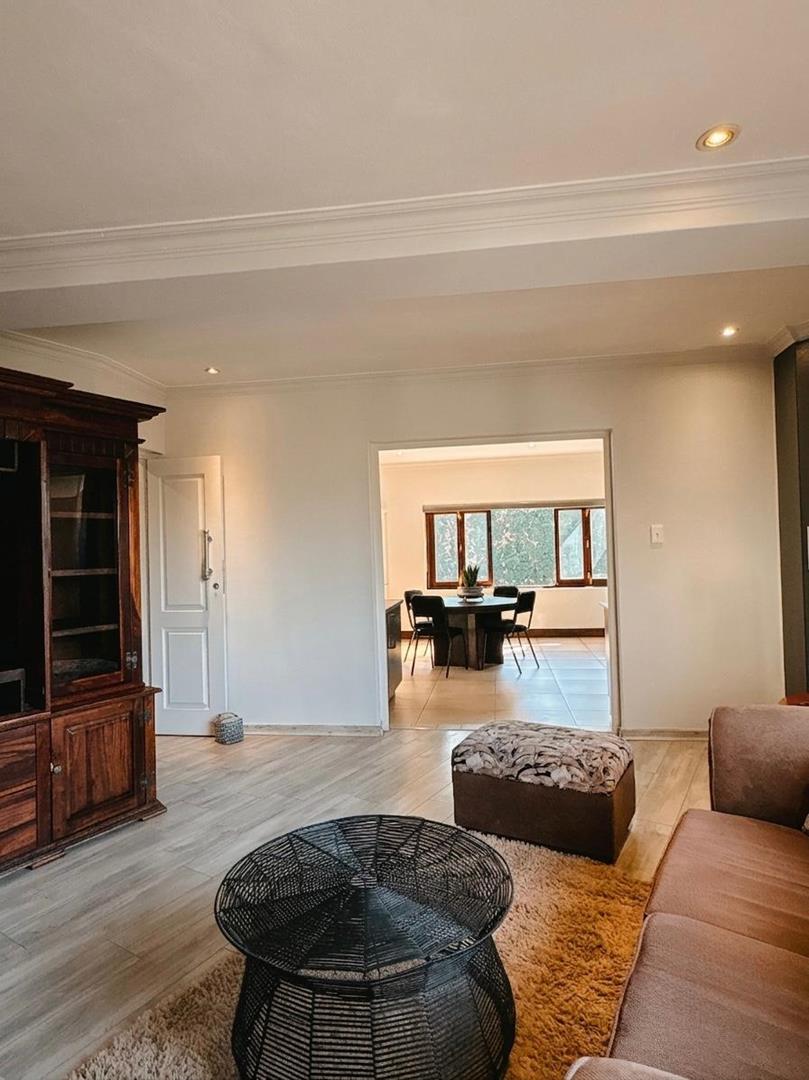 7 Bedroom Property for Sale in Silver Lakes Golf Estate Gauteng