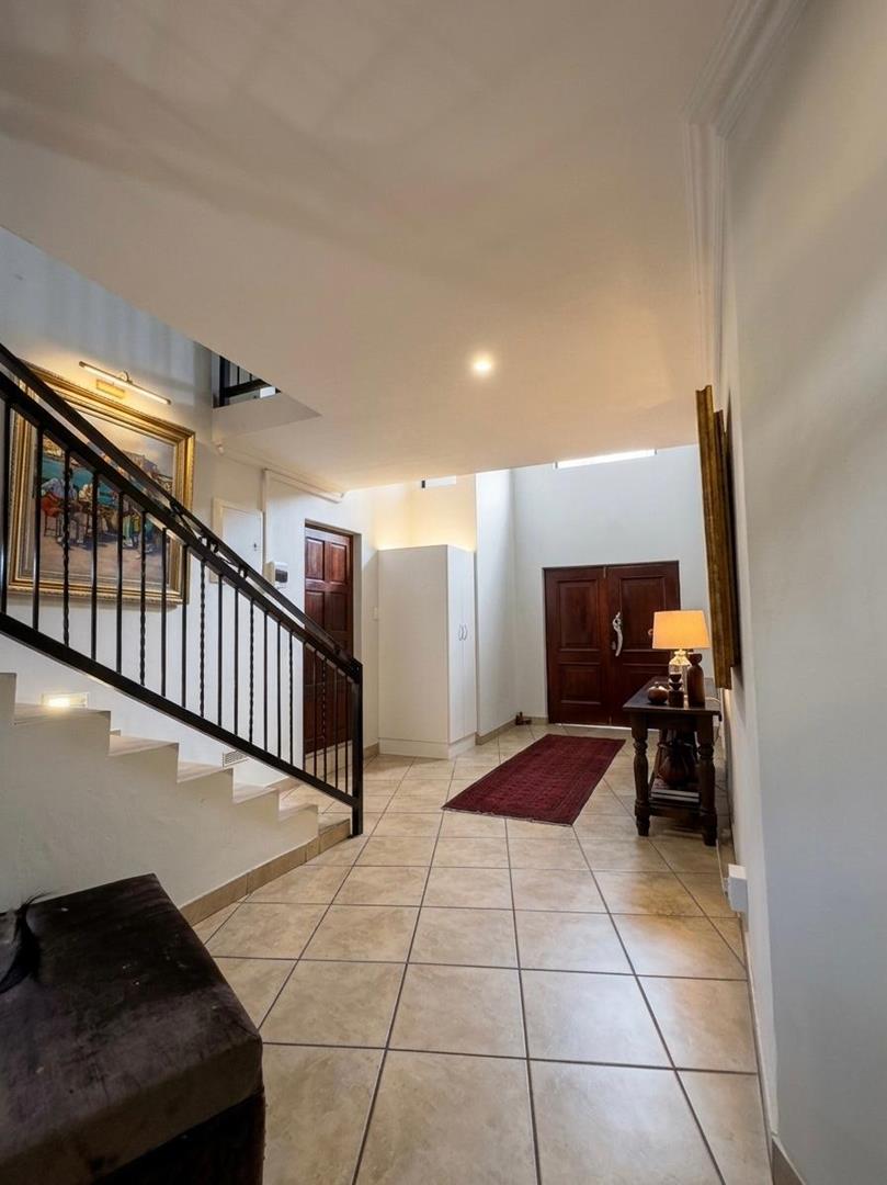 7 Bedroom Property for Sale in Silver Lakes Golf Estate Gauteng
