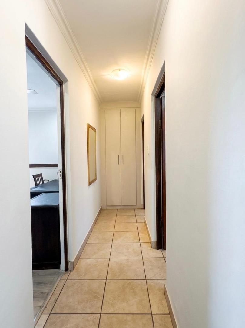 7 Bedroom Property for Sale in Silver Lakes Golf Estate Gauteng